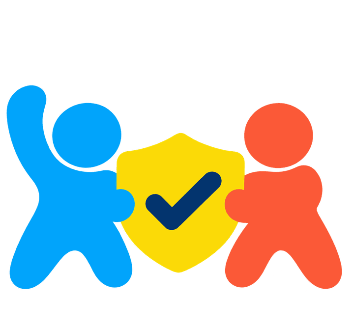 盾とチェックマークを囲む2人